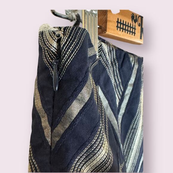 Ann Taylor LOFT Navy & Metallic A-Line Skirt Size 12 Lightweight Summer Chic - Picture 3 of 8